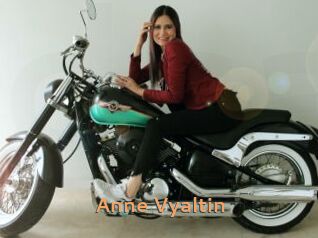 Anne_Vyaltin