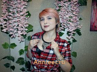 Annieecru