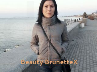 Beauty_BrunetteX