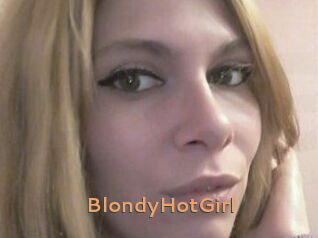 BlondyHotGirl