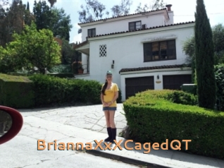BriannaXxXCagedQT Du Cul A Gogo