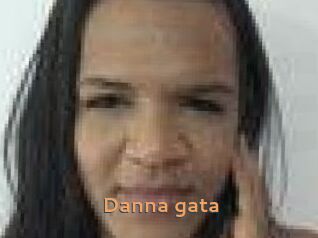 Danna_gata