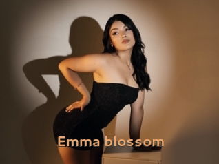 Emma_blossom