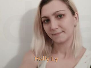 Holly_Ly
