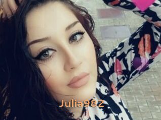 Julia982