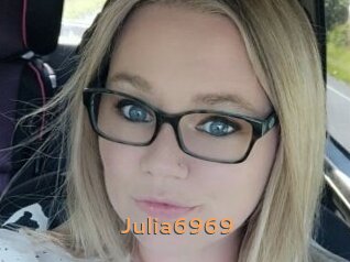 Julia6969