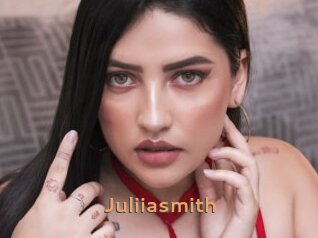 Juliiasmith