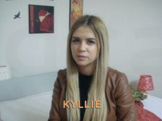 KYLLIE_