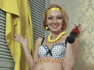 LadyxFoxxx