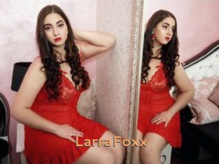 LarraFoxx