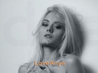 LoveAnya Du Cul A Gogo