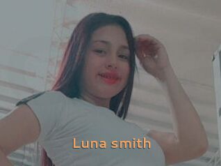 Luna_smith