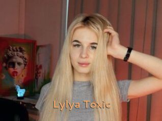 Lylya_Toxic