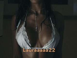 Lauraaaaa22