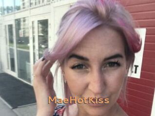MaeHotKiss