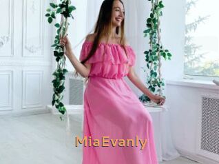 MiaEvanly