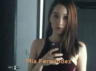 Mia_Fernandez