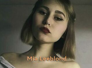 Mia_Leeblond