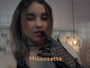Miasuzette