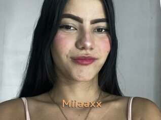 Miiaaxx