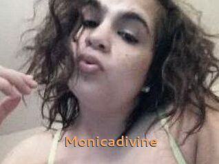 Monica_divine