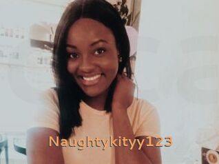 Naughtykityy123