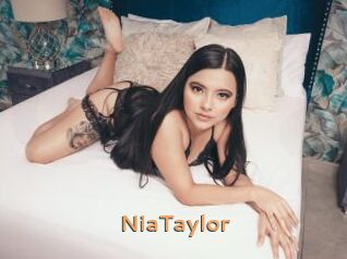 NiaTaylor