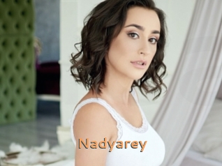 nadyarey Du Cul A Gogo