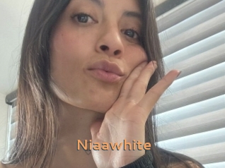 Niaawhite