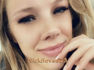 Nickilovee23