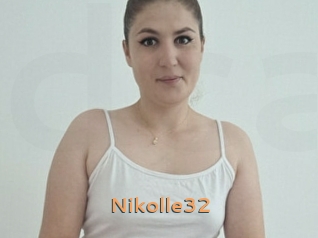 Nikolle32