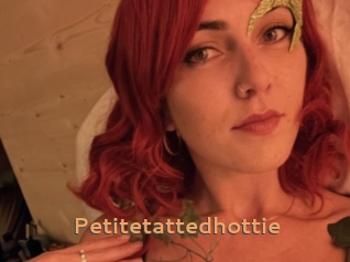 Petitetattedhottie