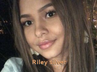 Riley_silver
