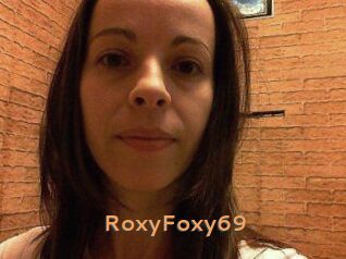 RoxyFoxy_69
