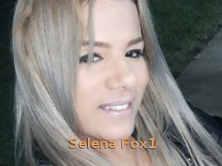 Selena_Fox1