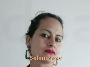 Selenesexy