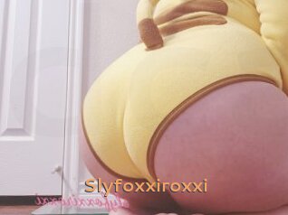Slyfoxxiroxxi