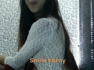Smile_horny