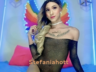 Stefaniahott