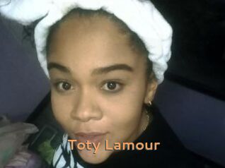 Toty_Lamour