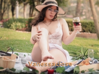 Vanessaclose