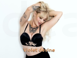 Violet_devine