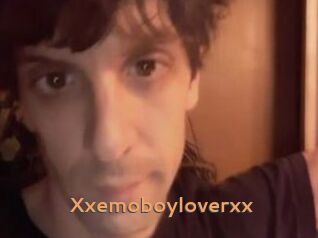 Xxemoboyloverxx
