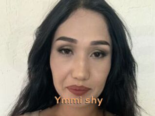 Ymmi_shy