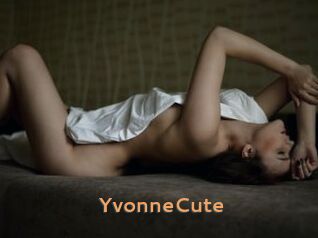 YvonneCute Du Cul A Gogo